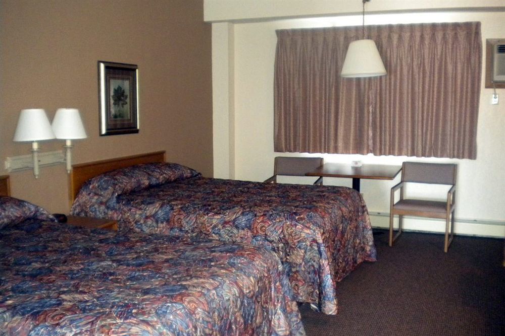Chanhassen Inn Esterno foto